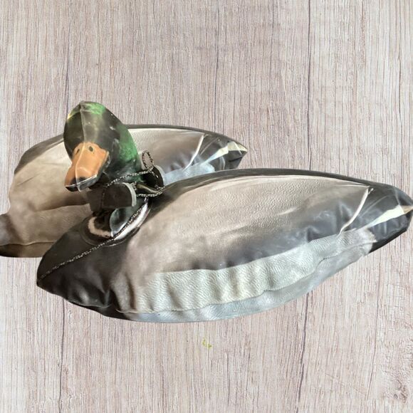 Lot of 3 Realistic Mallard Duck Decoys for Hunting or Outdoor Decor - Picture 2 of 3